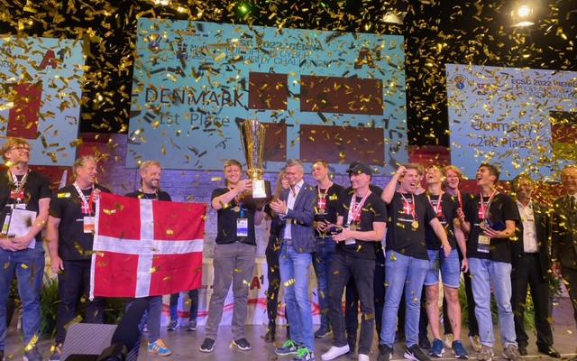 Det danske Cyberlandsholder vinder guld ved EM i Cybersikkerhed i Wien. Foto: Ditte Weng. Det danske Cyberlandsholder vinder guld ved EM i Cybersikkerhed i Wien. Foto: Ditte Weng.