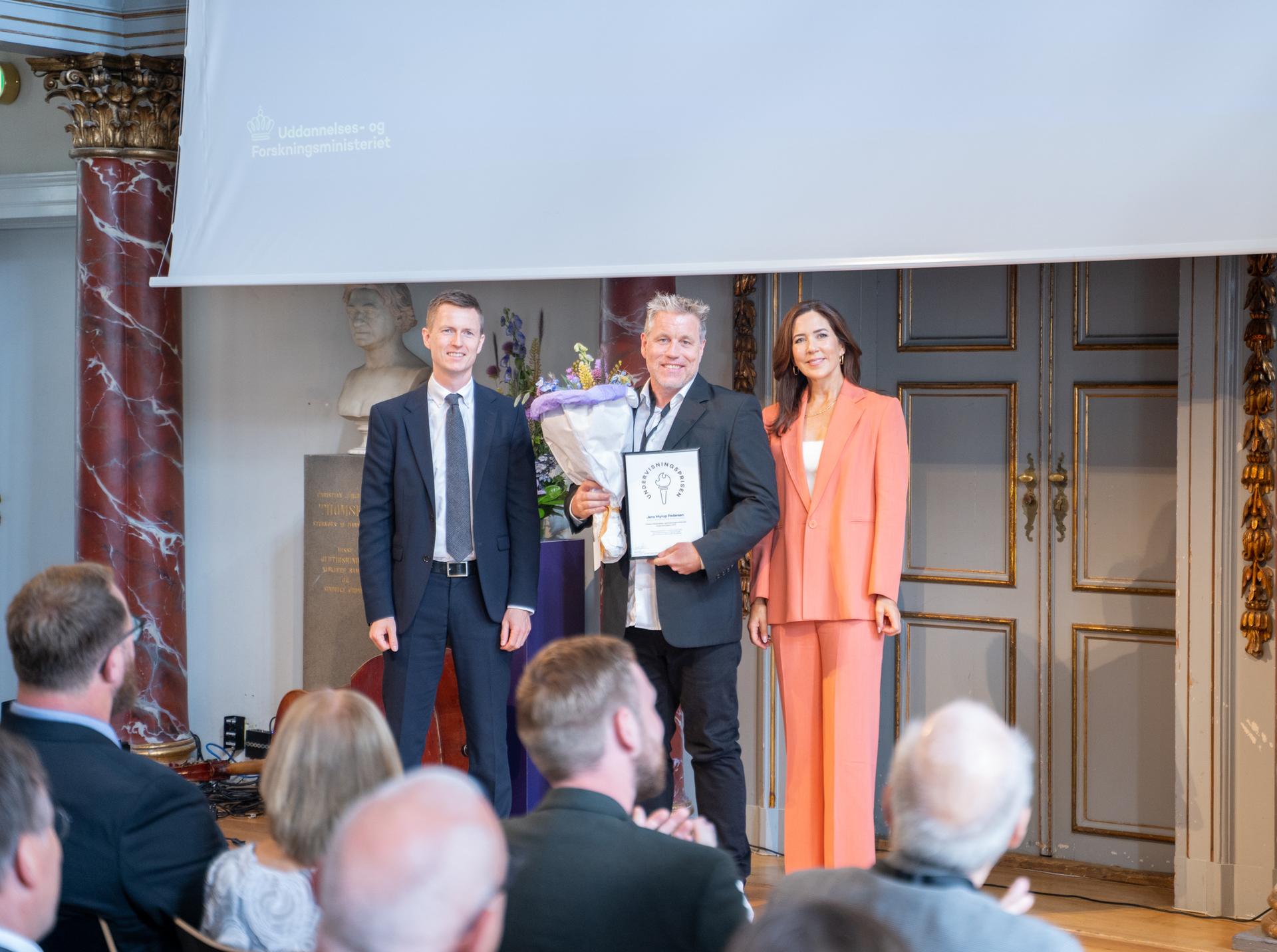Jens Myrup Pedersen er professor ved Institut for Elektroniske Systemer. Foto: Simon Ly, ForretningsFilm.