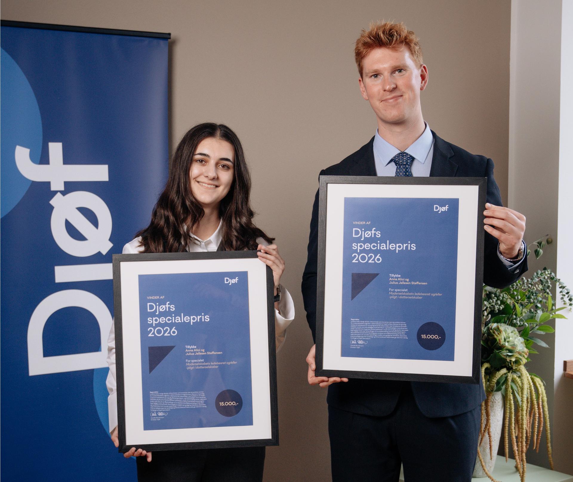 Anna Alici and Julius Jellesen Steffensen of the Faculty of Law at Aalborg University win the trade union Djøf's Master's Thesis Award 2026. Photo: Djøf Anna Alici and Julius Jellesen Steffensen of the Faculty of Law at Aalborg University win the trade union Djøf's Master's Thesis Award 2026. Photo: Djøf